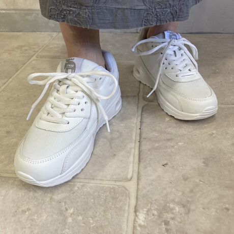 [^:MOZ-920]lC̖kuhuMOZṽfB[XXj[J[BGA[\[Xj[J[ɉVFo܂IJ[OR[fBl[ĝƂANZgɂȂ邱ƊԈႢȂłB