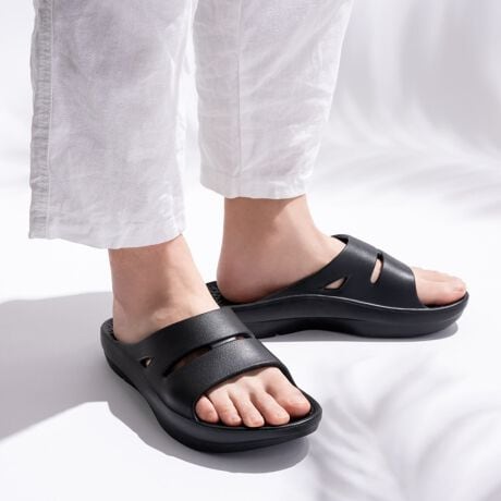 ӂӂ튴Gł҂ƃtBbgyʃ\tgT_BEVAdx45̏_炩ƒeނ悤ȃNbVB₨ȖALvȂǂ̃W[AX|[čACVсAItBXȂǂ̎܂ŎRȃX^CŊyވꑫBVvŃJ[oG[VLxȃACełBEVAdx͔A@ɂقȂꍇ܂B_ freeebo 4̃|Cg ^1. EVAdx45̂炩yʃNbV2. njJ\Ŋɂ3. ̃A[`ɃtBbgāAKɕ4. AEg\[̓[O`ŕ₷#Jo[T_ #T_ygp̒ӁziEVA𔭖AfނgpĂ܂B̓Aό`̋ꂪ܂BOւ̕uAԓ⍂ɂȂꏊւ̕u͕ό`̃XN܂܂̂ŕۊǏꏊA戵ɂĂ͏\ӂĂBΉTCY\M 25.0cm25.5cmL 26.0cm26.5cmLL 27.0cm27.5cmLLL 28.0cm28.5cmΉTCY\͖ڈƂȂ܂B