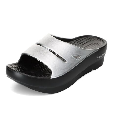 [^:2421LEC]yICVbvJ[zӂӂ̗SnňAyʌT_BEVAdx45̂炩ǋAӂӂ̃\tgNbV₳ݍ݁As̏ՌzBJo[T_Ȃł͂̍NbVAԕĂɂKȗSn܂BɁAAEg\[ɂ̓[O`̗pARȏdSړŃX[YȕsT|[gB̃A[`ɂtBbg\ŁAŜxĂ܂B{1cm̌\[Ŕrʂ悭{[̂fUĆAɃghvXA肰ȂX^CAbvĂ܂BJWAȂ̂ɃX^CfADGȈꑫłB₨UȂǂ̓g͂ACVтƂӂ̃W[AX|[c̑x߁ALvtFXAăItBXł̎ƂĂ߁ByʂŎ^тNȂ̂ŁAsp̃T_ƂĂd󂵂܂BfUĆugO^CvvƁuꖇb^Cvv2ނpӁBǂɂtBbgAE₷̂|CgBJ[́AICVbv́uubN~u[vuubN~Vo[vuubN~sNv̑S3FB]ʃvgꂽVѐSzFŁAXł][głfJ[OɎdグ܂BEVAdx͔A@ɂA኱̌̍ꍇ܂B_ freeebo 4̃|Cg ^1. EVAdx45̂炩yʃNbV2. njJ\Ŋɂ3. ̃A[`ɃtBbgāAKɕ4. AEg\[̓[O`ŕ₷ygp̒ӁziEVA𔭖AfނgpĂ܂B̓Aό`̋ꂪ܂BOւ̕uAԓ⍂ɂȂꏊւ̕u͕ό`̃XN܂܂̂ŕۊǏꏊA戵ɂĂ͏\ӂĂBΉTCY\S  22.0cm`22.5cmM  23.0cm`23.5cmL    24.0cm`24.5cmΉTCY\͖ڈƂȂ܂B