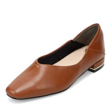 Vカットパンプス