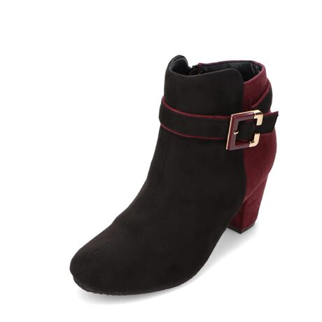 [^:KT-5256]Ɗƃgh𗼗AxgtV[gu[cB̃S[hobNtxgAR[fBl[gɉ؂₩vX܂BAbp[̃Z^[V[AƒʂBt@Xi[ŒEX[YBfUCƋ@\𗼗AH~̃[h[uɌȂACełBΉTCY\S 22.0cm`22.5cmM 23.0cm`23.5cmL 24.0cm`24.5cmLL 25.0cm`25.5cmΉTCY\͖ڈƂȂ܂B