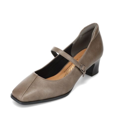 [^:451]NVJȃfUC͂́AXNGAgDXgbvpvXBGKgŉ炵oꑫBb̃xgƃXNGAgD̃fUCANVJȕ͋CoAgĥX^CɎdグ܂B߂̃`L[q[͈芴Aڈȏ̕₷B