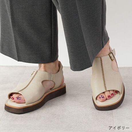 La luna{v̏㎿ȕi͂܂Bghɂ{vĆAẐ߂ɍ܂BfGɊyĂ{vV[Yō̃R[f𑫌X^CAbv܂BߓxȔoAƑ㎿Ȗ{v͏_炩Ayʂŗނقǂɑɓł銴oB{vȂł͂̕ێ́EۉAGƂƂƂ݂Sn悳܂BTCYOKI3̃xgANXgbvtɂ͂ۂƗBS܂BԗĂKȃNbVC\[ɂ̗͑ǂ_炩fނ̗pBJȂǔGꂽԂł̎gp▀CȂǂɂAFڂFAfގ̂̐FނNꍇ܂Bgp̍ۂ̓\bNXߗޓւ̐Fڂɏ\ӂB኱̐Fꍇ܂AVRvFĂ邽߂P_P_̕Ƃ͌܂B VRfނ̂߁Av{̕̍iׂȃLYV~AVj܂Bψȕi╗]̕ɂ͂ߏo܂񂱂ƂByڍׁzq[F2.5cm / bF9.5cm / bOF19.5cm / fށFv/@БdF230givTCY:24cmjTCYAd́ACɂĎ኱̌덷܂ByTCYz22.5cm23.0cm23.5cm24.0cm24.5cmyJ[zubN_[NuEAC{[yfTCYz̃TCY24.0cm / pF24.0cm