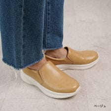 リリオブランコ(Lirio blanco)のスニーカー スリッポン レディース ローヒール 柔らかい 軽量 レザー調 人工皮革 黒 ブラック