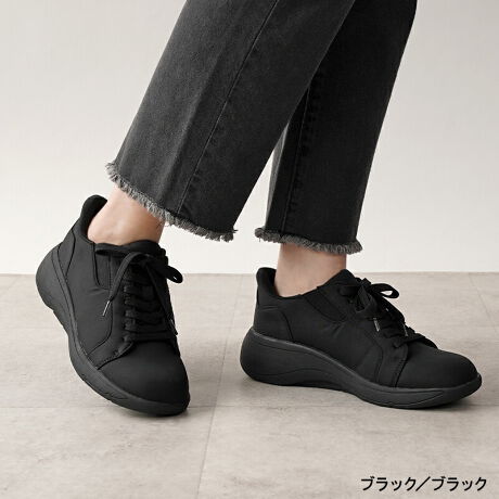 [^:256C01000]֐ł̃XgXt[I܂ܗnYt[Xj[J[oIEƎ݌vIۂƗfUCŒp炭炭Eh@\WdlEɂʉ\[ŉJ̓ł񂵂IEБd218gi24.0cmvj̒yʐ݌vBŷőɕSɂAU₨oɂ҂BEtBbgQIX|WSŉKSnIEO\ȃJbvC\[̗pBĂ􂦂̂ŐɕۂĂ̂|CgBydlzvTCYF24.0cmE q[̍:5.5cmE Oꕝ:10cmE bO:19cmE Бd:218gE b:@ہE :ꁦTCYAd́ACɂĎ኱̌덷܂ByTCYzE22.5cmE23.5cmE24.0cmE24.5cmyJ[zEubNEx[WEubN^ubN