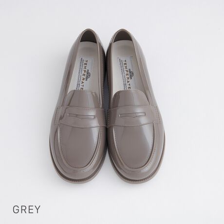 [^:429108023]yTEMPERATE@LLOYDzgbhŃ^CXȖ͂ǂȕɂ}b`BÔȂx[VbNȔŁAs[gꑫB{v[t@[̃fBe[ו܂ōČAg񂵂̗ǂhȃtHłBE̐^̃CWFNVV[YBpڂȂZȂShBE≘ɋPVCfށBEyᔽJbvC\[BEC\[͊␅GɂhdlBEX͗l̊ɂAEg\[BfށFPVCHEELF20mmБdʁF245gi38TCYjTCY[t@[͕Kȉc̒jɍTCYIтBVi͓ɍb肪܂A񗚂ɃC\[݌CɂƂ肪oĂ܂BtBbeBOɗ]TƁAsɌC։ߓxȕSǰƂȂ܂B22.5cm@@TEMPERATETCY:3623.0cm@@TEMPERATETCY:3723.5cm@@TEMPERATETCY:3824.0cm@@TEMPERATETCY:3924.5cm@@TEMPERATETCY:40J[BLACKCHOCOGREYEtBbeBOɂ͌lL͖ڈłBETEMPERATETCY͈ʓIȃ[sATCYƂ͈قȂ܂ByTEMPERATEiepCgjzTEMPERATE2017NɓŒauhłBRNV̂قƂǂPVC(|rj)fނ̃CWFNV@ōĂAAbp[ƃ\[̐`ɂȂĂ邽߁ACꂩZ邱ƂȂShdlɂȂĂ܂B܂ALYtɂAƂĂȒPłBāAfނJ[AIWĩvgA҂ƂtBbgƕi˔Ă܂BTEMPERATÉgT߂ȁhƂӖBȂɂƊYAǂȃX^Cɂ킹₷悤ȃfUCƃJ[𔭐MĂ܂BGKgɂ[hɂJWAɂLAW邱ƂłAfUC̖}f̍AJ̓͂JU肻ȓ̒ʋ΂₨oɂ҂łB