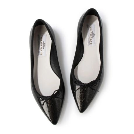 [^:429108069]yTEMPERATE@IRMA GLITTERz̃|CebhoGV[Yl߂TEMPERATẼVOl`[fBV[vȃgEɁAi荞񂾃EGXgBǂ܂łꂽVGbgǋ܂Bׂq̃Ob^[@ׂɋPꑫBOb^[͑fޓɕ߂ĂASz܂BE̐^̃CWFNVV[YBpڂȂZȂShBE≘ɋPVCfށBẼe[vƃ{͔GĂFȂ[J[ށBEւ̕SȂ̓IȍJbvC\[BEC\[͊␅GɂhdlBEX͗l̊ɂAEg\[BfށFPVCHEELF13mmБdʁF178gi38TCYjTCYpCsOXȌ`̂߁A߁AƂ߂̕ɂ߂̃fłBΉTCYɂẮÃf0.5cm邽߂ӂB22.5cm@@TEMPERATETCY:3723.0cm@@TEMPERATETCY:3823.5cm@@TEMPERATETCY:3924.0cm@@TEMPERATETCY:4024.5cm@@TEMPERATETCY:41EtBbeBOɂ͌lL͖ڈłBETEMPERATETCY͈ʓIȃ[sATCYƂ͈قȂ܂BJ[BLACKCHAMPAGNESILVERyTEMPERATEiepCgjzTEMPERATE2017NɓŒauhłBRNV̂قƂǂPVC(|rj)fނ̃CWFNV@ōĂAAbp[ƃ\[̐`ɂȂĂ邽߁ACꂩZ邱ƂȂShdlɂȂĂ܂B܂ALYtɂAƂĂȒPłBāAfނJ[AIWĩvgA҂ƂtBbgƕi˔Ă܂BTEMPERATÉgT߂ȁhƂӖBȂɂƊYAǂȃX^Cɂ킹₷悤ȃfUCƃJ[𔭐MĂ܂BGKgɂ[hɂJWAɂLAW邱ƂłAfUC̖}f̍AJ̓͂JU肻ȓ̒ʋ΂₨oɂ҂łB