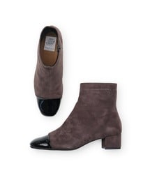 [}C]3cmq[ U[ x Gi u[c/G}tVXiEmma Francisj uE