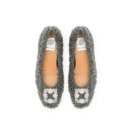 [^:05j-B]yiڍׁzӂӂ̃{AfނɃLLPrW[AACLb`ȃefB{AV[YBʂAH~R[f̎ɂ҂BڂSnӂӂŁAGߊՂ̈ꑫłByX^btr[zuH~y߂1IviX^btTjpTCYF25.0cmiĩTCYF24.5cm-25.0cmjFXNGA^̌Cp25cmWXgtBbg ̌C^CcƂTCYłB ݂ł闚Sn̂ɂ₷łI JWAvf̃RRfނɃrW[Ă邱ƂŁAJWAX^C`ꂢ߃X^CƕLqlɂēł܂I H~ꂽqlɂ̓}Xg1IuH~̂y܂ĂꑫIviX^btSjpTCYF24.5cmiĩTCYF24.0cm-24.5cmjFbALAMV^i24.5cm𗚂ƂłA24.5cmŃWXgTCYłB24.0cmƂܐ悪܂BfUCƂĂACLb`ŁArW[obNtĂ̂AƂĂCɓ܂IAbp[̓RRfނłAɓ闠ނɂ͒ʋC̗ǂW[WjbggpĂ̂ŁA̐SzȂłIVvȃR[fBl[gɍ킹邾őfȀH~̂y܂ĂꑫƎv܂I