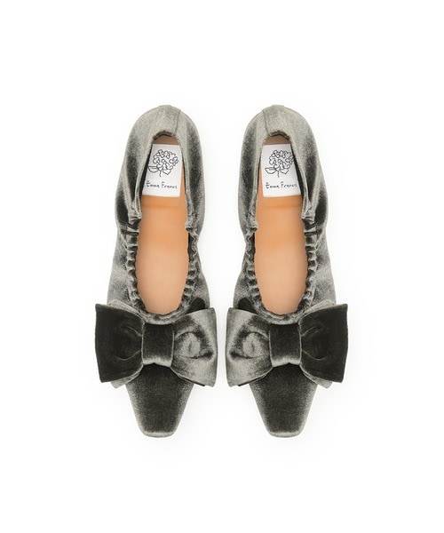 [}C]rbO{ V[O pvX/G}tVXiEmma Francisj O[