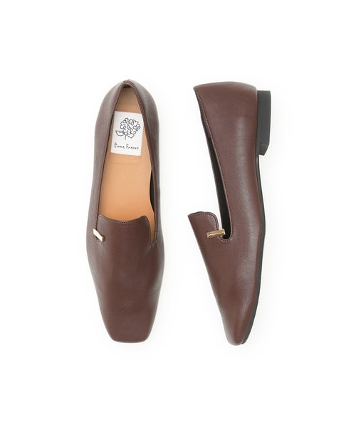 [}C]S[h `[t tbg [t@[/G}tVXiEmma Francisj uE