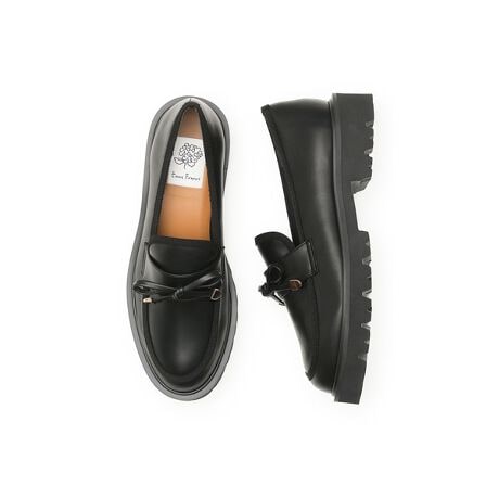 [^:2002f]^N\[ň芴ƃghAAbp[ɂ̓OOe[v炢Aق̂Â[t@[Btgɂ̓S[h̐{AtF~jȉ炵Ƒl炵i𗼗܂Bfނ́AxxbgƃX[X2ނpӁBfC[ɂoɂԈႢȂBH~ÐhoXŃX^COĂ}Xgnu[t@[łB