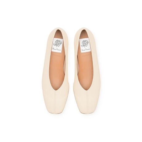 [^:03aa-P]yiڍׁzXNGAgEiȈۂYtbgV[YBb茩VJbgfUCŁAtbgłJWAɂȂ肷AƊo܂B\[ɂS[hC|CgƂȂAŜiɈ߂ĂꑫB炵Ɛꂽ[h˔AIIt킸LV[Ŋ􂵂܂ByX^btr[zuIEItǂɂgꑫł!!viX^btUjpTCYF23.0cmiĩTCYF23.0cmjFbAAMV^ ̌CA^CcŁAiʂ23.0cmŃsb^łB㎿̂}bgfނŁAڈȏɌyA_炩Snł!b̃CA悢VJbgɂȂĂA[󂷂ALCɌĂ܂LłÃtBbgǂAOłɂȂɂ̂ŁAIEItǂɂgꑫł!!uʋ΂ƃvCx[gŗg₷viX^btO.NjpTCYF23.5cmiĩTCYF23.5cm - 24.0cmjFbAʁAGWvg^XgbLOŗ̂23.5cmpB C̏ꍇ24cm̕B gƂ߂Ȃ̂23.5cmA24cmƂɂƂE܂WFC\[邱ƂŃtBbĝŃXgXȂ܂B VvȃfUCłAS[h̃C|CgŃVvȂ؂₩ɂĂ܂B ʋ΂ƃvCx[gŗg₷ApcX^Cɍ킹ăX^CbVȃR[fBl[g߂łB