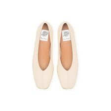 エマフランシス(Emma Francis)のセンターシーム ゴールドライン パンプス