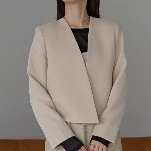 Vネックノーカラージャケット／セットアップ／大きいサイズ