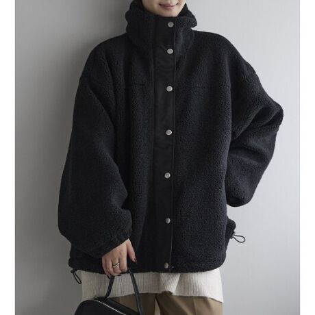 lJWAӂlJWAȃ{Añu]R[g[X܂Bꂩ̋G߁AsAf[gAVbsOȂǂƂoɑ劈􂵂Ă~h̃R[głBDesigñ{Aڂ䂭AlX^h݂̃R[głBHD邾Œf{Afށ~X^hfUC͂̈ꒅBӂƂ{AɁAtg̃{^ANZgɂȂl~hu]BWbvt@Xi[JŁA̓̋CX^COɍ킹ĒȂy߂܂BG肪ǂ悢{[oARƂȂꂽۂɎdオꖇłBStylingfj`mpŃtɒȂ̂͂AOXJ[gpcŏ炵VGbgyނ̂߁Bt[htȂ̂ŃJWAɂLCڂȃX^Cɂ}b`܂Bdl݁FX^h݊JFt@Xi[dl{^ň݁FLkFLF򊴁FnF聦TCYڍ38(M)F60.5cm@ŏ51cmd850(g)[^:60253]