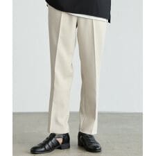 リラクシングシルエットセンタープレススラックスパンツ　　ポリストレッチ生地／テックリネン生地