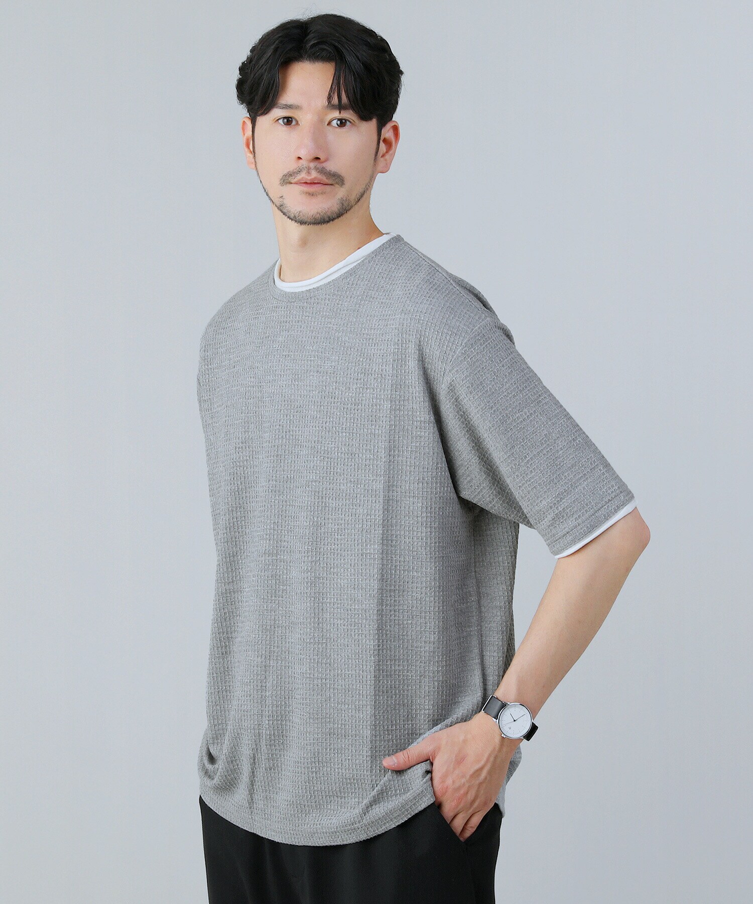＜ALLOWED TO UNFOLD＞菱柄ジャガードフェイクレイヤードVネック半袖Tシャツ ALLOWED TO UNFOLD＞菱柄ジャガードフェイクレイヤードVネック