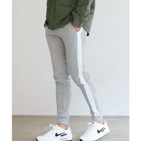 gƂ܂ŁĥoɂKA}CEFAƂĂڂWK[pcBLkɕx񂾃\tgȐnɂAXgXȂNȐSnő̖͂łBʔ̂ł͂悭AyyȗѐngȃWK[pc܂B؂炢ѐn̂̂ƂǂĂڂ`[vȈۂoĂ܂ɁAƂԂɃN^N^ɂȂĂ܂܂Bō͎gp闠ѐň݂ɂ܂B̉iтŖڎwōx̗̌ѐn̗pĂ܂Bڕt300gƂ݂̂闠ѐnɂĊȒPɂ̓w^炸AVGbgԃLCɕۂWK[pc܂BXEFbgngpACełאg̃VGbgŐ݌vĂ邽߁Â悤Ȃ炵Ȃۂ͗^܂B₷_炩ȐñWK[pc͎]Ԃł̈ړⒷԂ̎Ԃ̉^]łꂸAW[̗\ȂǂɂĂBNẐȂfUCȂ̂ŃR[fBl[gɎ̂ȒPŁAQ̐Sn܂Ďv킸fC[[XĂ܂ACełBX|[eB[ȈۂvXTChC̃fUCA킹ACeI΂񂵗͂C̃VvfUCAIȐFgڂoCJ[fUCȂS13ނ̃J[WJBFႢŕ{Ă̂߂̖LxȃoG[VƂȂĂ܂BpXybNfF185cmbpTCYFL