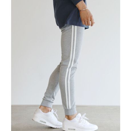 gƂ܂ŁĥoɂKA}CEFAƂĂڂWK[pcBLkɕx񂾃\tgȐnɂAXgXȂNȐSnő̖͂łBʔ̂ł͂悭AyyȗѐngȃWK[pc܂B؂炢ѐn̂̂ƂǂĂڂ`[vȈۂoĂ܂ɁAƂԂɃN^N^ɂȂĂ܂܂Bō͎gp闠ѐň݂ɂ܂B̉iтŖڎwōx̗̌ѐn̗pĂ܂Bڕt300gƂ݂̂闠ѐnɂĊȒPɂ̓w^炸AVGbgԃLCɕۂWK[pc܂BXEFbgngpACełאg̃VGbgŐ݌vĂ邽߁Â悤Ȃ炵Ȃۂ͗^܂B₷_炩ȐñWK[pc͎]Ԃł̈ړⒷԂ̎Ԃ̉^]łꂸAW[̗\ȂǂɂĂBNẐȂfUCȂ̂ŃR[fBl[gɎ̂ȒPŁAQ̐Sn܂Ďv킸fC[[XĂ܂ACełBX|[eB[ȈۂvXTChC̃fUCA킹ACeI΂񂵗͂C̃VvfUCAIȐFgڂoCJ[fUCȂS13ނ̃J[WJBFႢŕ{Ă̂߂̖LxȃoG[VƂȂĂ܂BpXybNfF185cmbpTCYFL