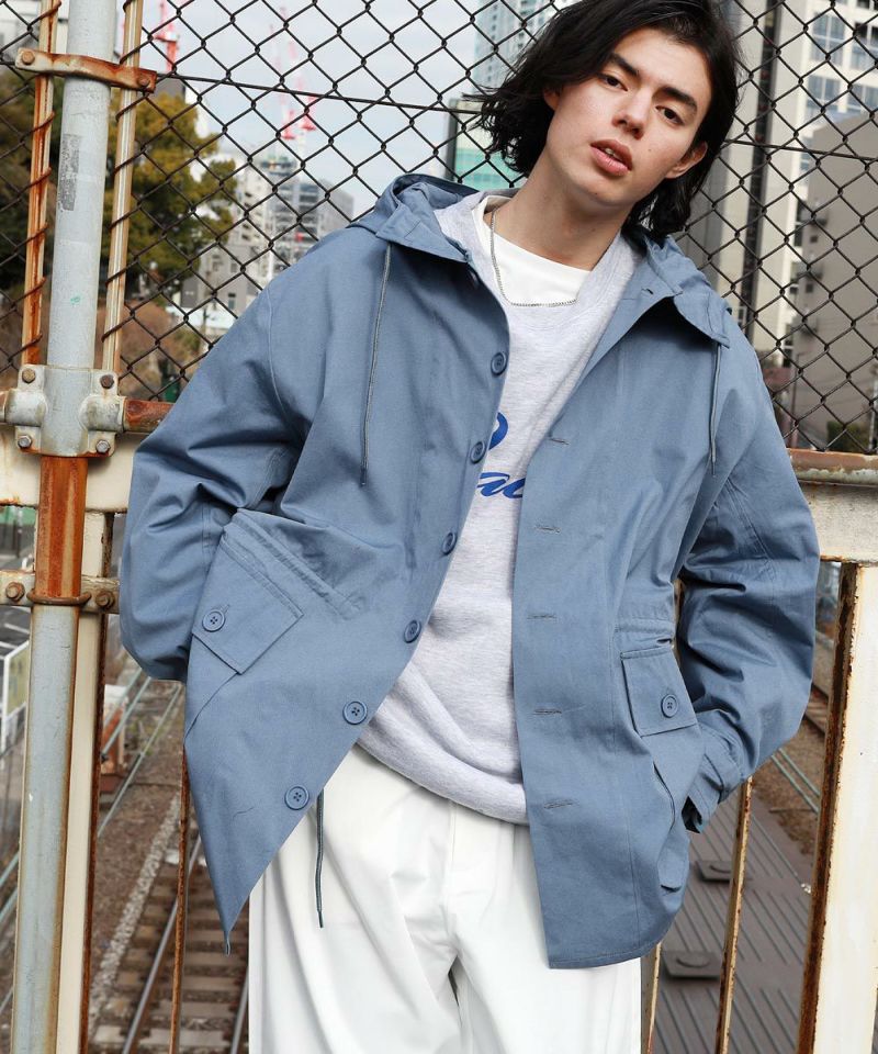   Missa ホワイト マウンテンパーカー S セール】バックギャザーフリルマウンテンパーカー（マウンテンパーカー