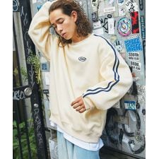 オーバーサイズ袖ラインワンポイント刺繍スウェット