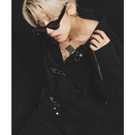 [^:msg250570]pointEt@C[}obNCpNĝ_bNWPbgBE֐ȂfUCAHD邾Ō܂ACeBEobN̉ɂZIPꂽ2d\ŊJ̎dɂătǧύXłAS߂ŕ̓h܂BEgL߂ɁA͒Z߂̃RpNgVGbgɐ݌vĂAǂȃCi[ɂ킹₷ꂢȒȂ܂BEɂ̓{^𓋍ڂĂAVGbgRɒ\BEɂZIP݂AׂȒSn̒≷xɂΉ܂BEJ[4FWJŁAx[VbNJ[獷FƂĎg郏C܂őAlXȃX^CɃ}b`܂BEfނ͕\nRbgAn|GXeŁASnƑϋv𗼗BEꒅΗlXȃV[Ŋ􂵁AfUCƋ@\𗼗ApłAE^[łBstylingEfނ̃_bNpcimsg250571jƍ킹ZbgAbvR[f߁BẼ{^⑳ZIPg΁ARpNgɂ[Yɂ\ŁAR[fBl[gɍ킹VGbg肪\BEHTVcVcƁA~͌̃jbgȂǁALd˒y߂܂BECi[𒲐߂邱Ƃŏt܂ŃOV[Ypł܂B