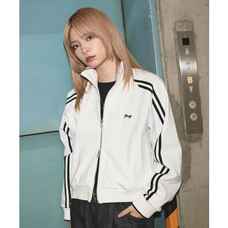 [^:msg250519]pointEX|[eBȃCfUCfgbNWPbgBE悭tBbgRpNgVGbgŃX^CAbvʂBE򊴂̂fފŁACi[EAE^[ŏHt܂ŃOV[Yp\łBȄȃShJA񌳂ɂ̓IWĩug^OtBẼTChC͂đOɔzAʂffUCBEƂ̂VGbgŃC[h₷Â钅Ȃy߂܂BE_uWbvȂ̂ŁAWbv̊J߂ŃR[fɕω܂BEYAfB[X킸pł郆jZbNXdlŁAyAR[f߂łBstylingEChfj`F[ANZƍ킹΁A؍Xg[gY2K郋[YVGbgBE{[̂Xj[J[΂Xg[gUPBEfނ̃pc(msg250520)ƍ킹΃X|[eBȊ؍ngbNX^CɎdオ܂BE[hɊ񂹂Ƃ̓XbNX⃂mg[ACeƑgݍ킹āAsIȃXg[gMIXyނ̂߁B169cm / MTCY175cm / LTCY