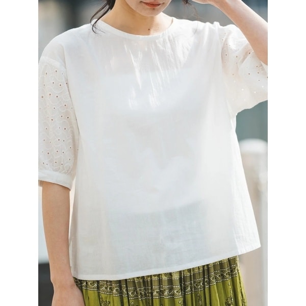 袖刺繍ブラウス
