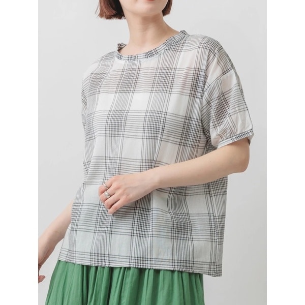 フリル襟チェック柄ブラウス