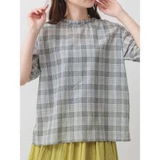 ハレノヒ(Hare no hi)のフリル襟チェック柄ブラウス