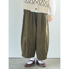 ハレノヒ(Hare no hi)のコーデュロイバルーンシルエットパンツ