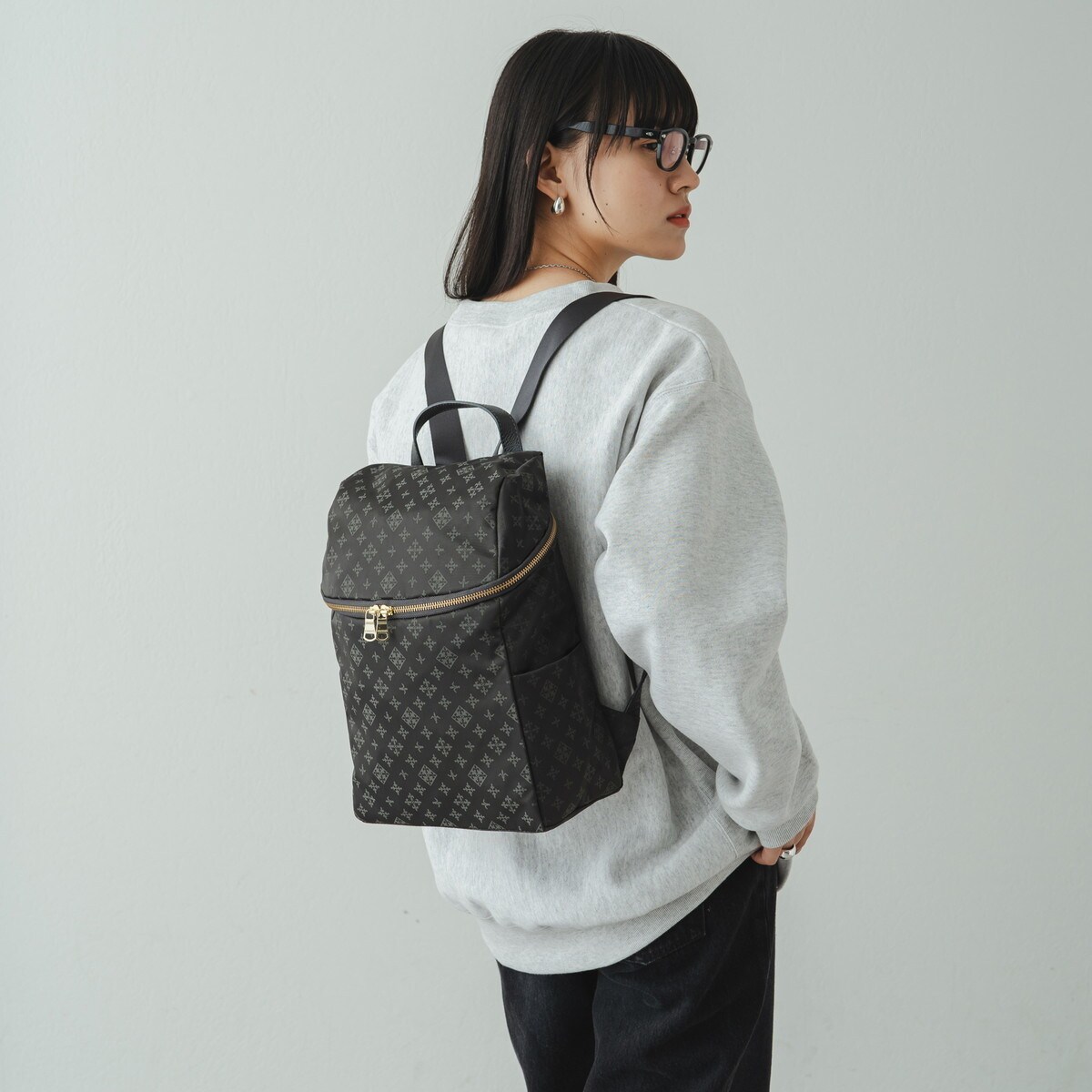 ラシット ダークグレー リュックサック (CE－423) russet（ラシット）の「デイリーリュックサック(CE-423)（バック