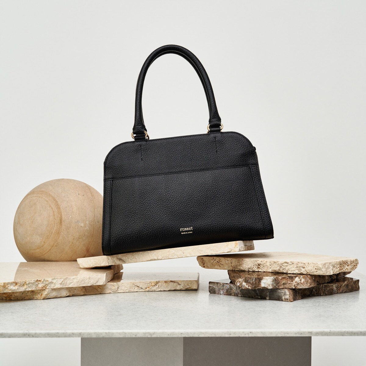 美品 ✨️ russet Morandi 2way レザーボストンバッグ M 黒 ☆極美品☆ラシット Morandi 2Wayレザーボストンバッグ S - メルカリ