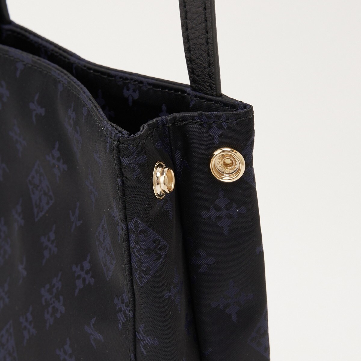 ラシット　スマホショルダー