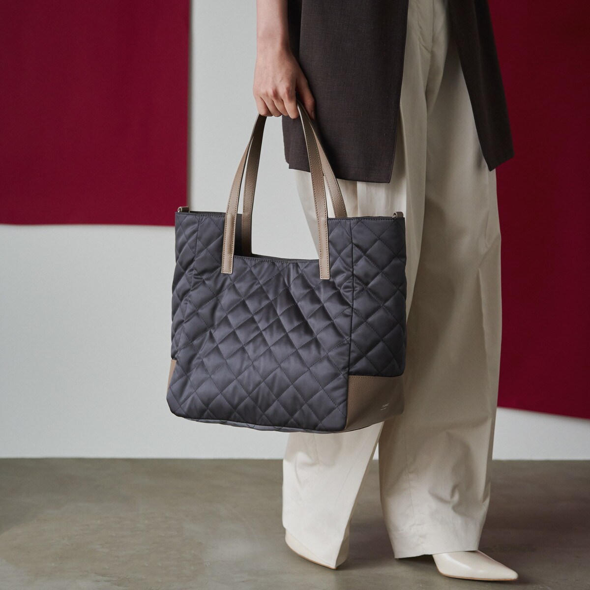 Russet キルティングトートバッグ ベージュ Russet キルティングトートバッグ ベージュ Russet キルティング