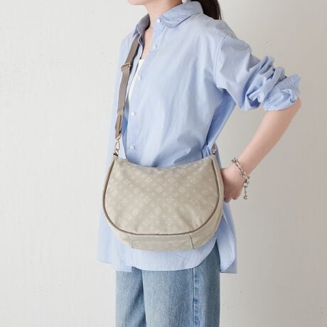 [^:RUZ1042422A0001]-fUC-pCsOgŃVvȂX^CbVɎƂłfUCBԌ̋Ȑ̂ɃtBbgĎ₷oXɁB̈ႤV_[xg2{tĂ̂ŁAX^COɍ킹ăV_[Ǝ΂߂gĂ܂BfC[gɂ҂ȃTCYŁAz܂肽ݎP[\Bx[VbN炱ALV[Ŋ􂵂܂B-f-Vbg̑㖼Ƃ鐶nuiCWK[hvBmOWK[hDŕ\ĂA㝛H{Ă܂B[̖ڈEzE500mlybg{g()E܂ݎP(S25cmA)E^InJ`EX}[gtH(7cm~14cm)EEEO|PbgA|PbgƂɎ[\łg̋@ɂĈقȂ܂B|PbgO|PbgFt@Xi[|Pbg~1|PbgFI[v|Pbg~2At@Xi[|Pbg~1Made in Japan---------------------------Cɓo^߂Ă܂EîCɓo^FJ[̍ēגʒmE݌ɐP_̒ʒmEZ[ʒm󂯎܂BEuĥCɓo^FV쏤iēׂȂǂ̃uh̏󂯎܂B