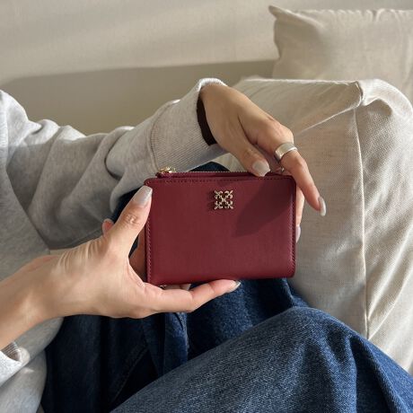 [^:RUZ1051181A0002]~jTCỸmOv[gƃS[ḧ肪ۓIȐ܂zoBPOINTEzɔzuꂽ~jmOv[gfUC̃|CgɁEKꕔLt@Xi[Ŏo₷E_炩G̗ǂ\tgU[gpE܂Ȃ}`ŃX}[gȈہdlD~1J[h|Pbg~6K~1t[|Pbg~3Made in JapanyӎzE{vgpî߃V̂镔ALY镔ƁAɂĐ܂ꂽ̌̂Ȃł͂̌܂BEvv̕\͂Iт͂ł܂B\ߓVRfނł邱Ƃ̏エߒ悤肢܂BE܂G▀CɂFmւ̐Fڂ肪\܂B---------------------------Cɓo^߂Ă܂EîCɓo^FJ[̍ēגʒmE݌ɐP_̒ʒmEZ[ʒm󂯎܂BEuĥCɓo^FV쏤iēׂȂǂ̃uh̏󂯎܂B