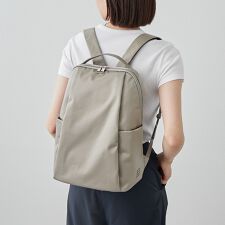 2024AW】レザーフラップリュックサック(CE-1420) | ラシット(russet 