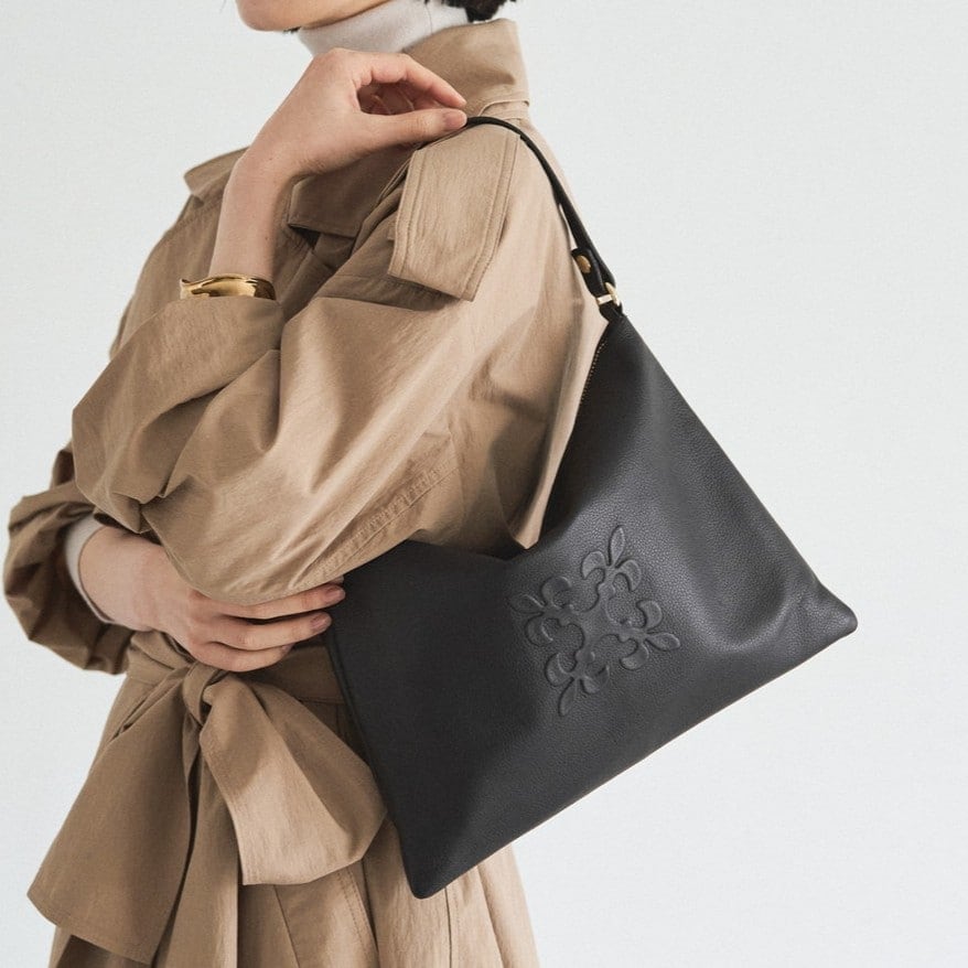 ラシット　レザー　フラップショルダーバッグ 2024AW】レザーフラップショルダーバッグ(CE-1411) | ラシット(russet