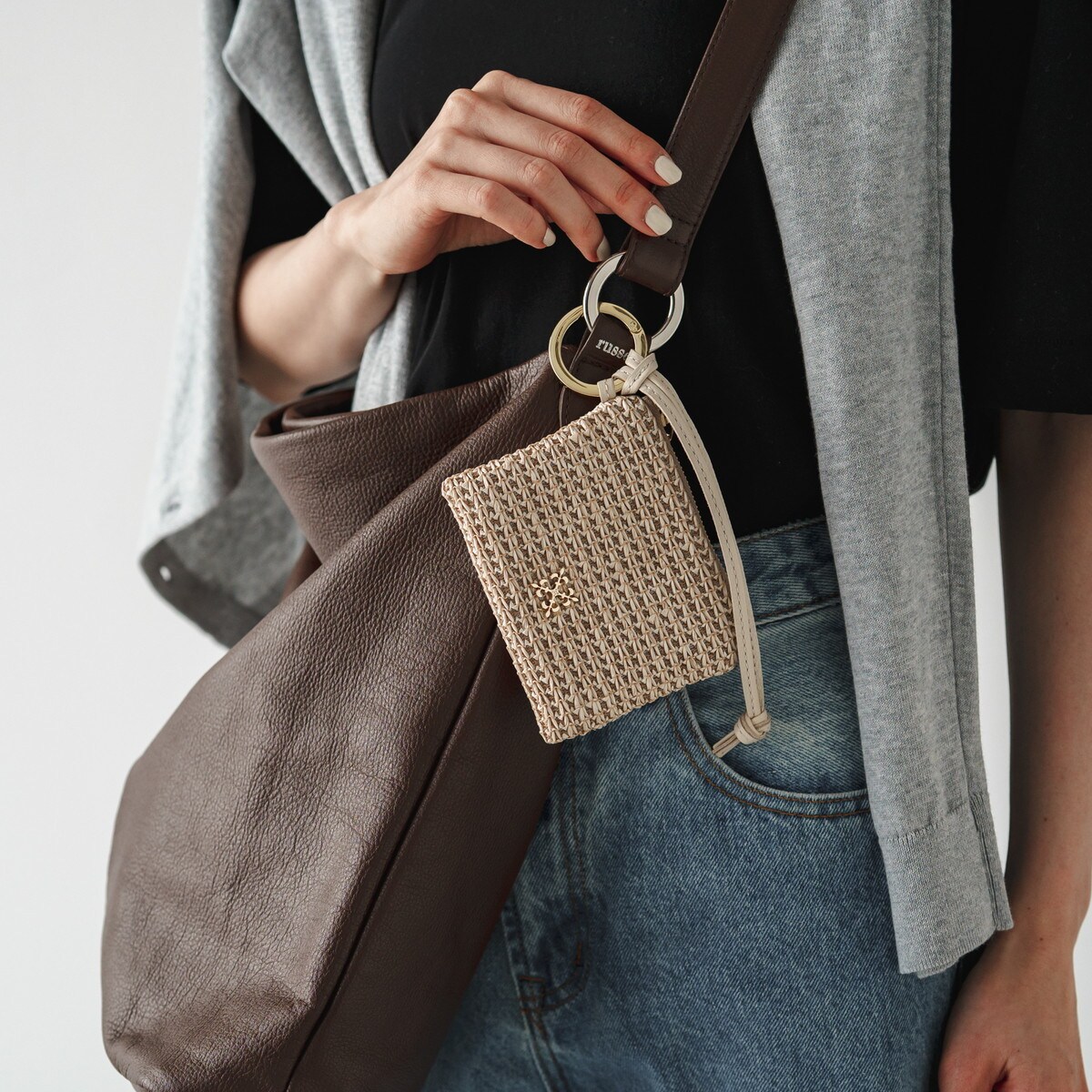 カードが入る］カラビナ付き カゴスクエアマルチケース(Z-212