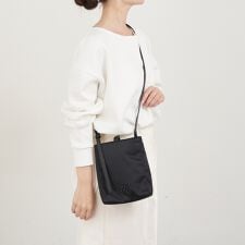 【長財布がちょうど入る】ナイロンミニショルダーバッグ(Z-215)