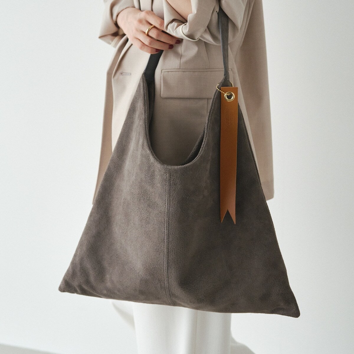 ラシット russet ハラコ ゼブラ　本革 レザー トート バッグ russet ラシット 百合紋章 トートバッグ レザー レディース