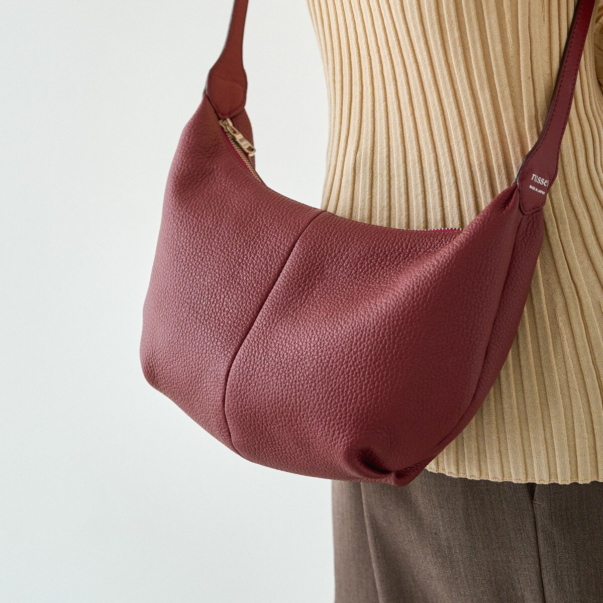 russet ファーツーウェーイバッグ Amazon.co.jp: russetラシット ファー2WAYショルダーバッグ 完売