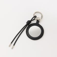 ラシット(russet)のミラー付きレザーチャーム(Z-217）