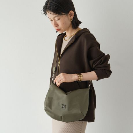 [^:RUZ1052222A0010]2025AWgƌhƁgȂꊴhA2WAYobOBVvȂ肰ȂfUCŁAʋ΂ɂIt̓ɂByƋ@\˔Aɂ傤ǂ_łByfUCzۂ݂_炩ȃtHɁAіڂANZgɂnhڂ䂭fUCB2ނ̃XgbvtŁAV_[E΂߂2WAYŎgp\łB㕔̓WbvJdlŉו̔яohAXg[gȃt@Xi[ŊJ߂X[YBĉiCfނiȈۂvXAꂢ߃X^Cɂ݂܂By|CgzEʋ΂ɂxɂg₷AVviȌځE|^΂߂2WAYdlŁAוKɁENEYiCfނŌyʂ≘ɂAɍœKEقǂ悭ۂ݂̂tHŁA_炩ƂƊ𗼗EU[xǧіڃfBe[Ax[VbNȒɂ肰ȂvXydlzEVo[EJ₷̃t@Xi[ԌEO\2{̃V_[xgt2WAYE|PbgFI[v|Pbg~1EO|PbgFt@Xi[|Pbg~1yfށzVbgƎJiCTenuNEYiCvBxAyď_炩̂ŁATeD̏iȌ򊴂oĂ܂Bn\ʂɎ㝛H{Ă邽߁ẢJ≘ɋ̂ꂵ|CgByJ[WJzEubNiBlackjc򊴂邽ߏdȂ肷AǂȃX^Cɂiɓރx[VbNJ[BECgO[iGrayjcR[fɒ悢邳vXB炵ojAXJ[BEJ[LiKhakijcTVcƍ킹ăJWAɁBs[Xƍ킹ăLC߂ɂBA[XJ[ŃVbNȕ͋CɁB----------------------------------------------------Cɓo^߂Ă܂BEîCɓo^FJ[̍ēגʒmE݌ɐP_̒ʒmEZ[ʒm󂯎܂BEuĥCɓo^FV쏤iēׂȂǂ̃uh̏󂯎܂B