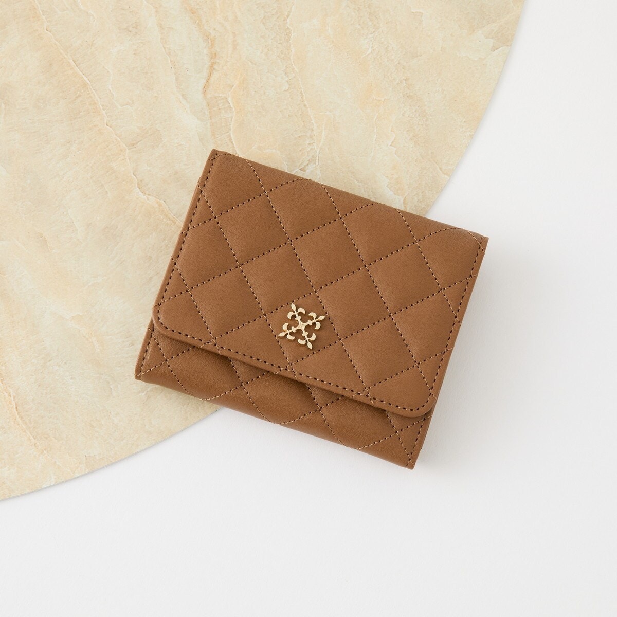 おすすめ！russet 2つ折り財布 ラシット(russet) 二つ折り財布・三つ折り財布 の一覧 | マルイ