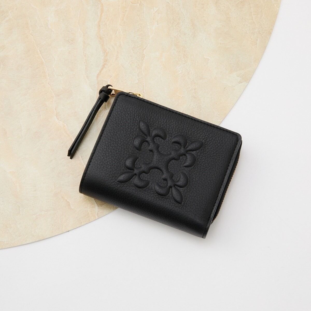 財布 レディース 二つ折り 新品 russet ラシット モノグラム レザー 黒 財布 レディース 二つ折り 新品 russet ラシット モノグラム