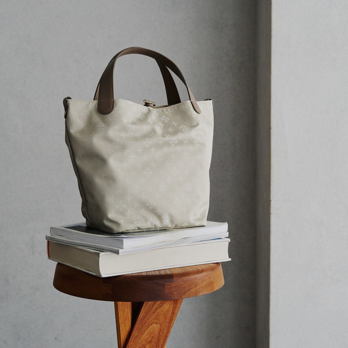 ラシット（russet）/ナイロンジャガード2WAYハンドバッグ(SF−260) ナイロンジャガード2WAYハンドバッグ(SF-260) | ラシット(russet