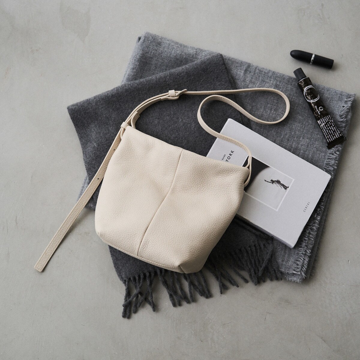 お値下げ☆russet　新品未使用☆ ショルダーバッグ 2025年 BEST10】ソフトレザーラウンドショルダーバッグ | russet